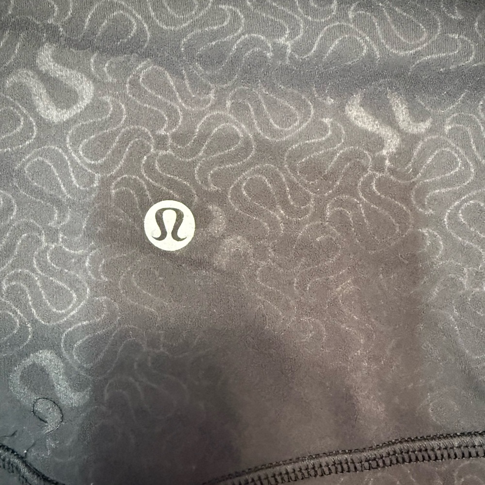 Lululemon Align High-Rise Crop 23" Yogo Emboss Black / Black, Size 2 - Picture 5 of 6